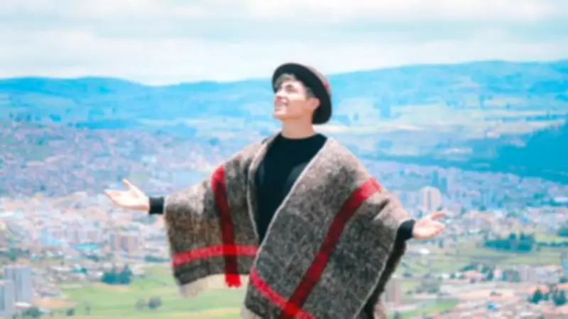 Influencer Julián Pinilla reconstruye viviendas en Montería tras inundaciones