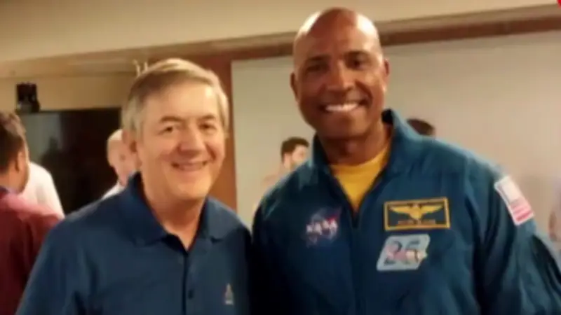 Ingeniero colombiano en la NASA destaca desafíos del regreso de Artemis II