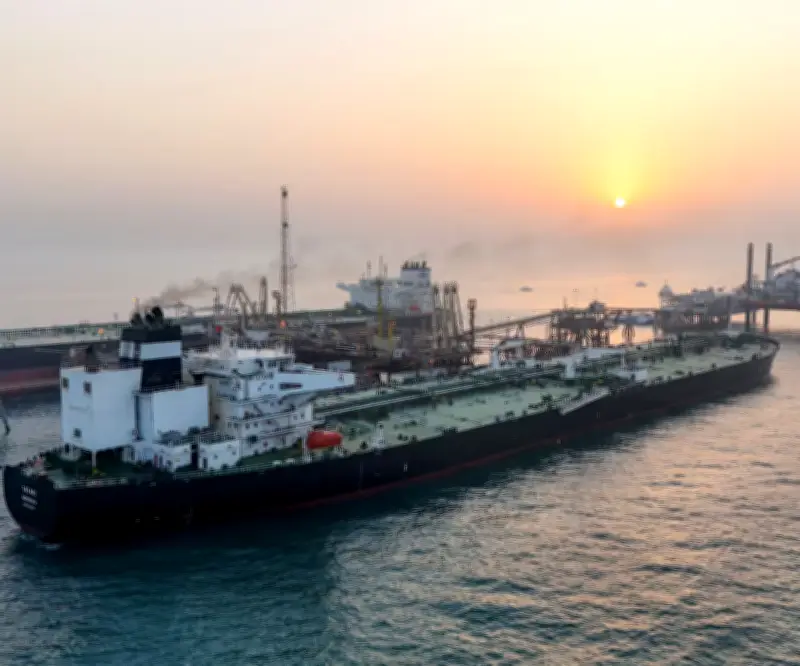 Irak reanuda exportaciones petroleras tras mes de parálisis por tensiones en Ormuz