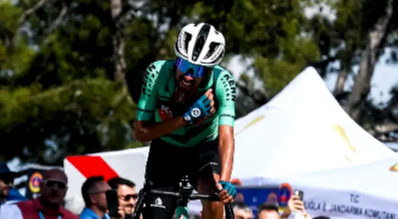 Iván Ramiro Sosa gana etapa 3 del Tour de Turquía y es nuevo líder