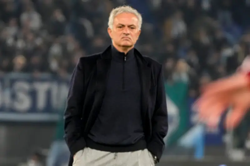 José Mourinho vuelve a sonar como candidato para dirigir al Real Madrid