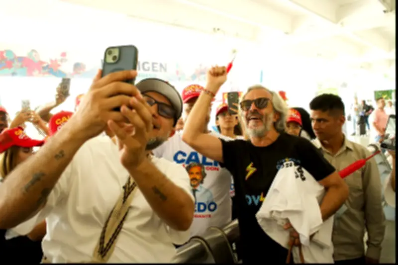 Juan Daniel Oviedo llega a Cali con su 'periodicazo' para promover campaña de Paloma Valencia