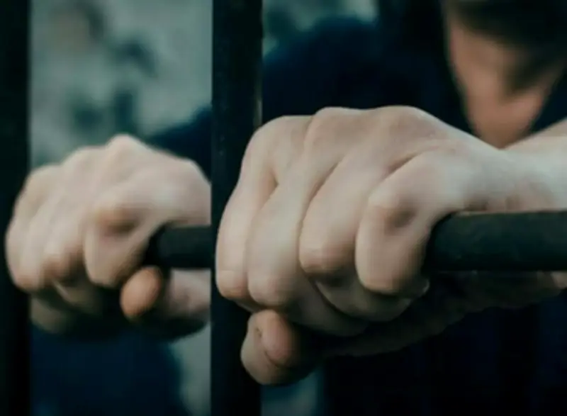 Juez dicta sentencia histórica de 50 años por feminicidio en presencia de hija menor en Magdalena