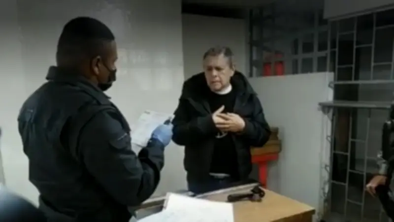 Jueza otorga libertad condicional a Carlos Mattos tras rebaja de condena por trabajo y estudios