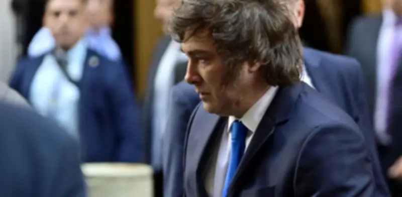 Justicia argentina suspende parcialmente la reforma laboral del presidente Javier Milei