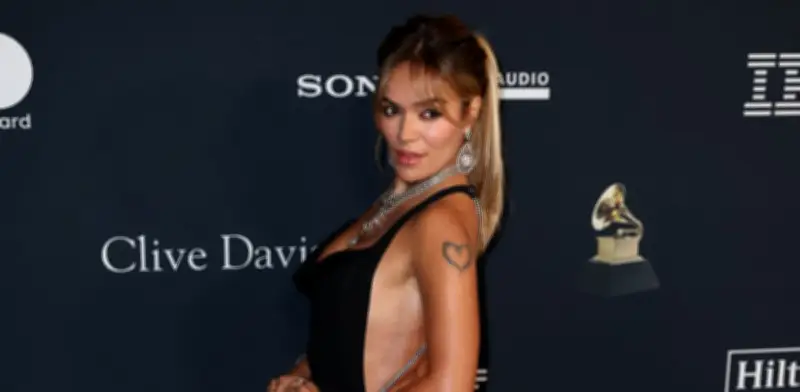 Karol G hace historia en Coachella 2026 como primera latina en encabezar el festival