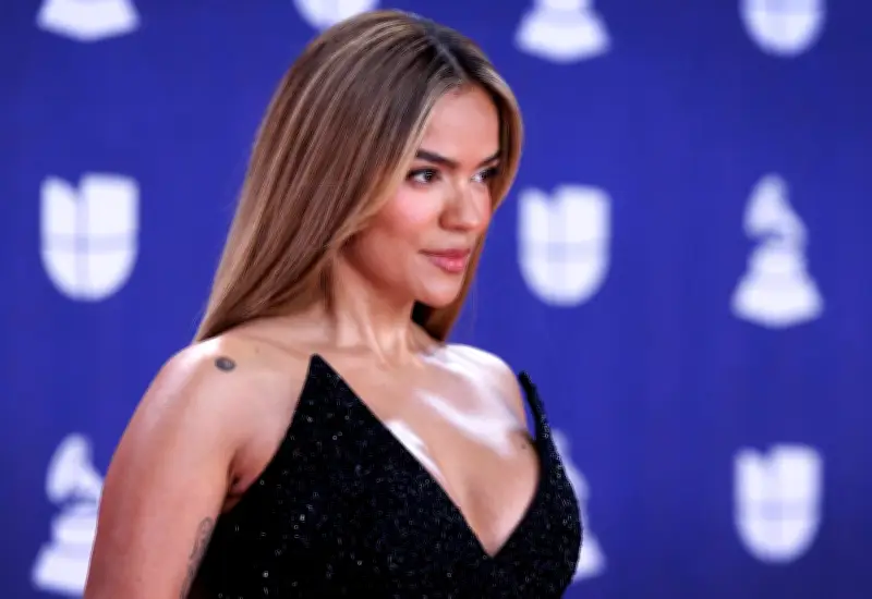 Karol G revela presiones por su postura contra ICE en entrevista con Playboy