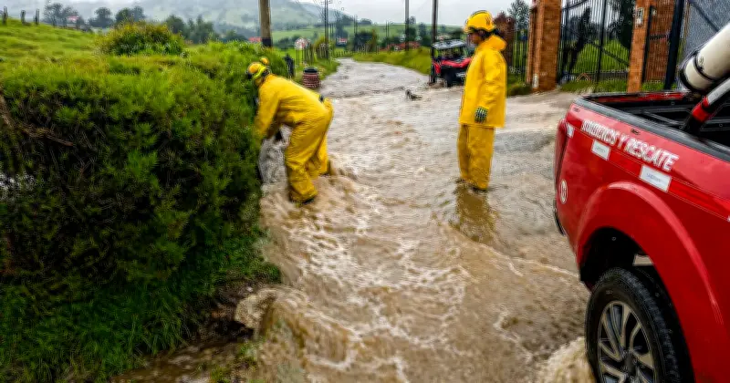 La Calera en emergencia por desbordamiento del río Teusacá y ruptura de tubería