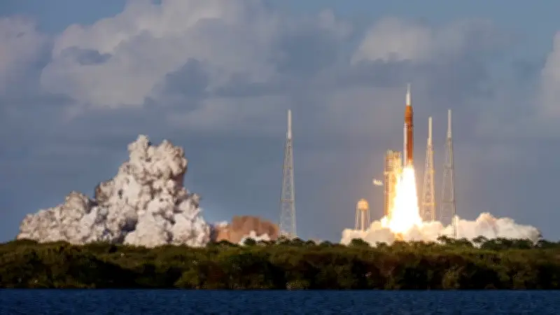 La misión Artemis II avanza pese a falla en sistema sanitario de la nave Orion