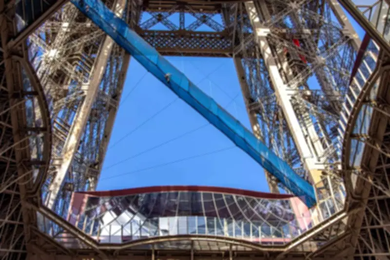 La Torre Eiffel presenta 'Vértigo en la Torre': una pasarela a 60 metros de altura