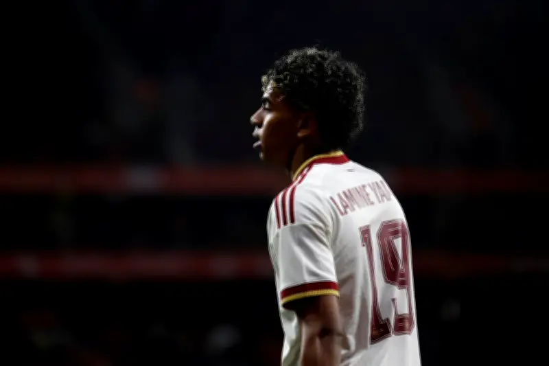 Lamine Yamal denuncia cánticos islamófobos en partido España-Egipto