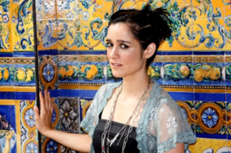 Las 30 canciones que definieron el amor en español durante los años 2000 en Colombia