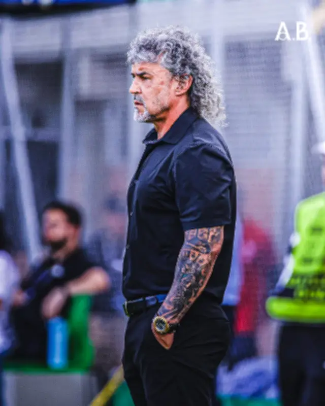 Leonel Álvarez asume toda la responsabilidad tras cuarta derrota consecutiva del Atlético Bucaramanga