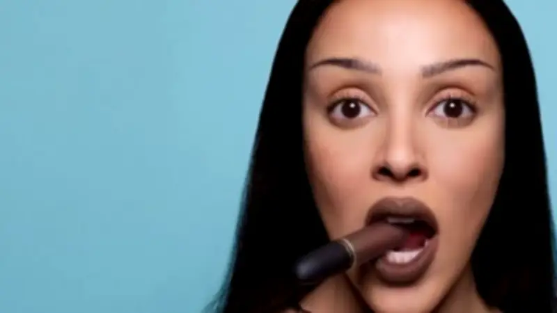 Los labios toman protagonismo: la nueva tendencia del maquillaje personalizado