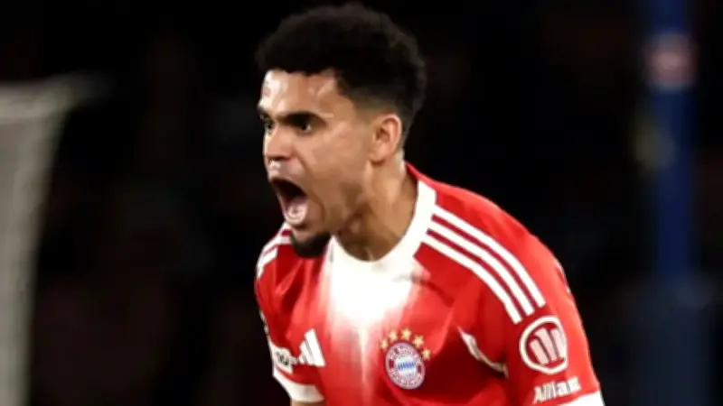 Luis Díaz figura en el PSG 5-4 Bayern: penal y golazo en Champions