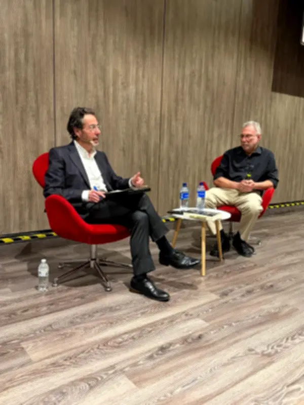 Martin Baron advierte sobre el riesgo de la militancia política en el periodismo