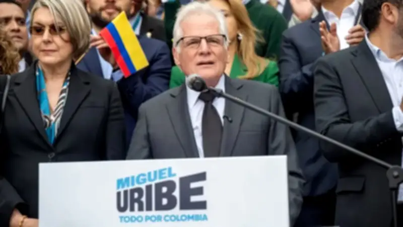Miguel Uribe Londoño se lanza a la presidencia y critica a Uribe