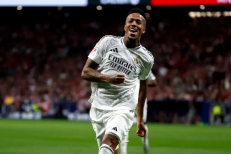 Militao se lesiona de nuevo en el Real Madrid mientras se confirma salida de ocho jugadores