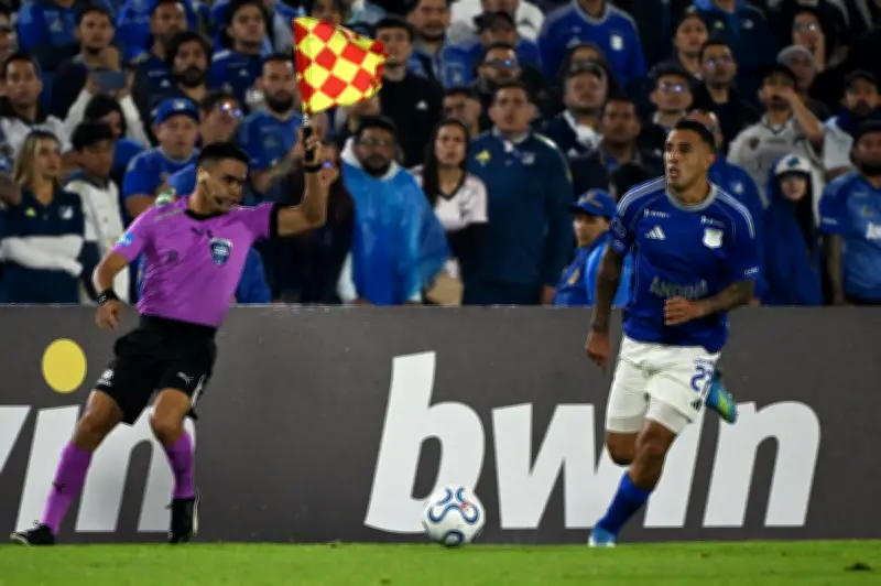 Millonarios se va chiflado tras empate con Sao Paulo: hinchada clama "que se vayan todos"