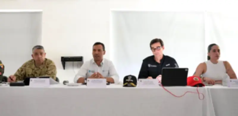 Mindefensa activa junta de inteligencia tras alerta de Petro sobre presunto atentado contra Iván Cepeda