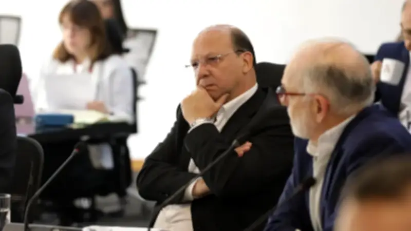 MinHacienda busca $16 billones con reforma tributaria y recortes en infraestructura