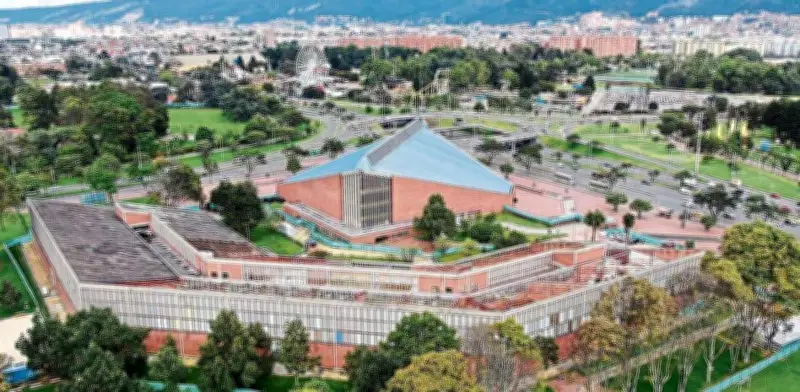 Ministra y Contralor exigen reactivación de obras en Unidad Deportiva El Salitre tras hallar graves retrasos