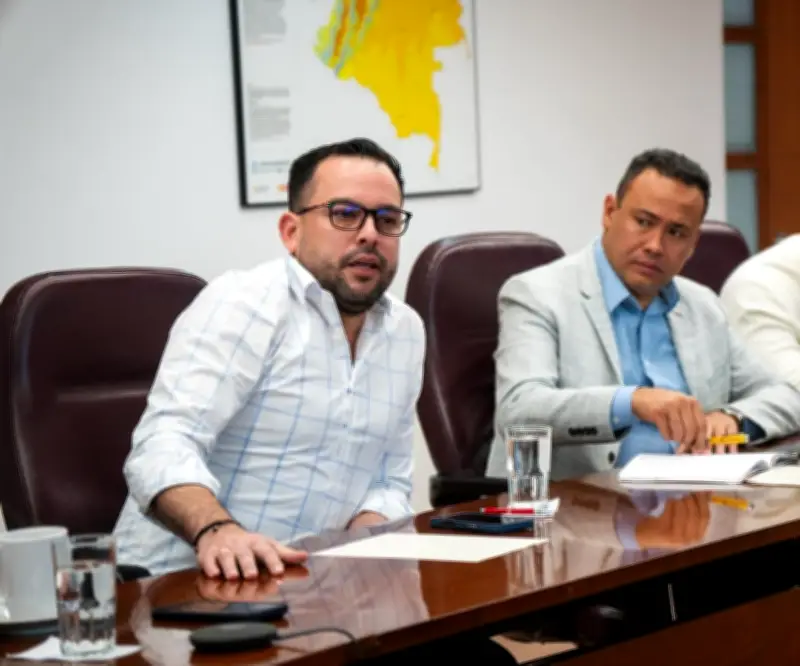 Ministro Palma cuestiona cargo por confiabilidad: pagos suman $96 billones desde 2006