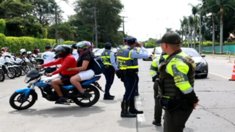Más de 150 agentes de tránsito vigilan el plan retorno en Cali durante Semana Santa