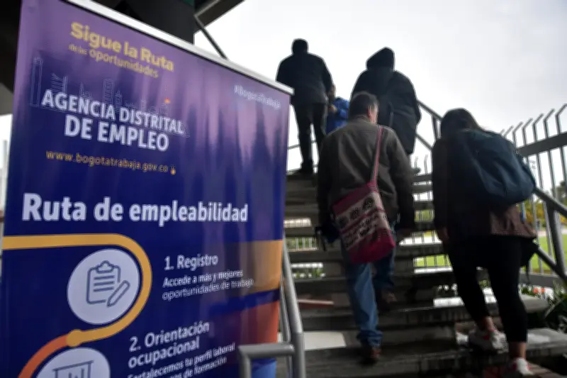 Más de 3.500 empleos en Bogotá: construcción y movilidad lideran oferta