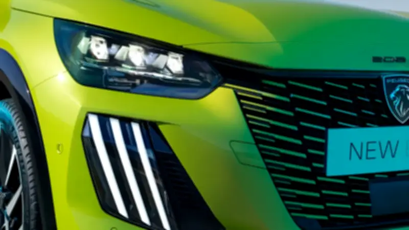 Más de 700.000 vehículos híbridos de Peugeot, Fiat y Jeep en riesgo de incendio