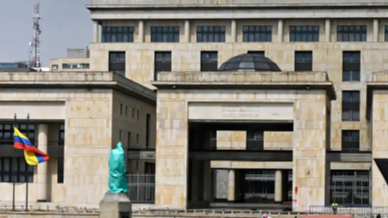 Mural: un libro que revive el horror del Palacio de Justicia desde lo humano