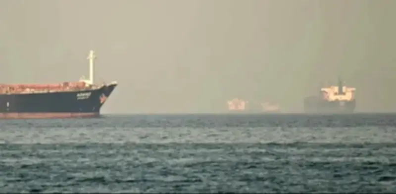 Nueva crisis en Oriente Medio: Irán cierra el estrecho de Ormuz y Trump amenaza con reanudar ataques