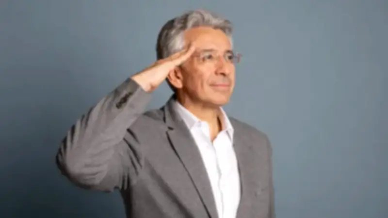 Nuevo cruce entre Enrique Gómez y el uribismo agita la campaña presidencial por el flanco de la derecha