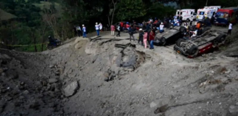 Ola terrorista de disidencias de Iván Mordisco deja 26 atentados en Cauca y Valle