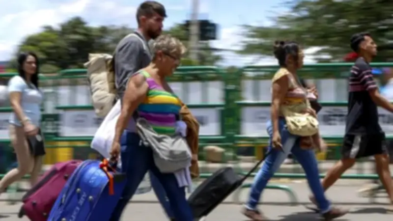 ONU alerta sobre riesgos de migrantes en zonas controladas por grupos armados en Colombia