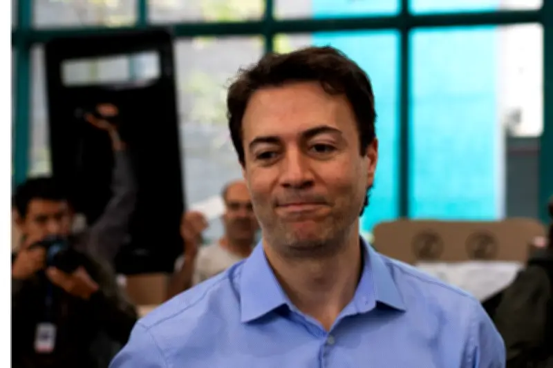 Oposición alerta sobre posible nombramiento de Daniel Quintero como presidente de Nueva EPS