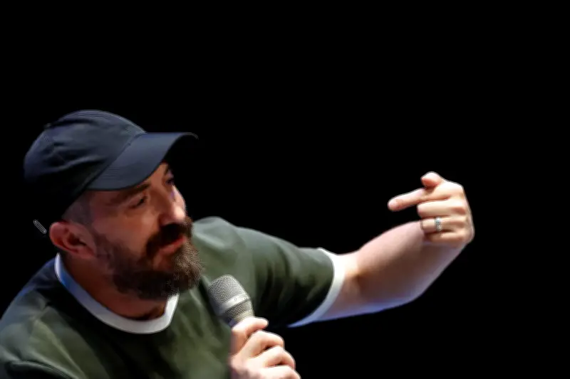 Pablo Larraín destaca en Guadalajara la importancia de respetar las voces únicas en el cine