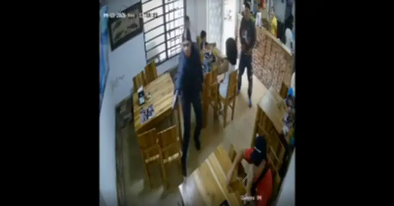 Patrullera frustra robo en restaurante de Cartagena y da de baja a delincuente armado