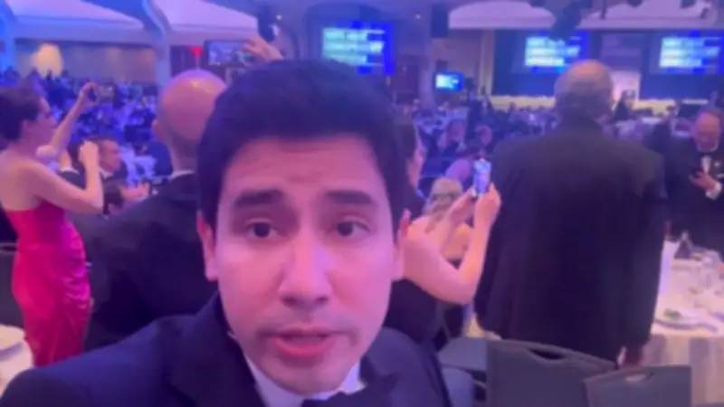 Periodista colombiano relata tiroteo en cena de corresponsales con Trump