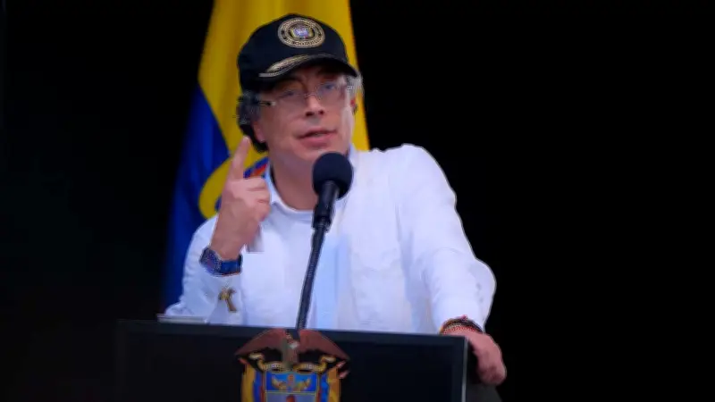 Petro advierte recorte a sectores pudientes si Congreso no aprueba reforma tributaria