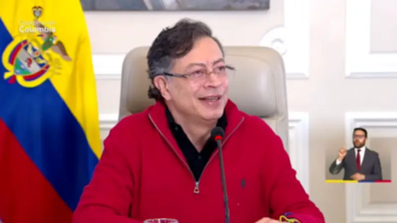 Petro celebra la tasa de desempleo más baja del siglo en Colombia