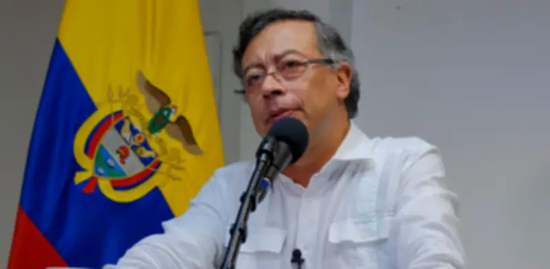 Petro critica al Banco de la República por negarse a foro ministerial sobre política monetaria