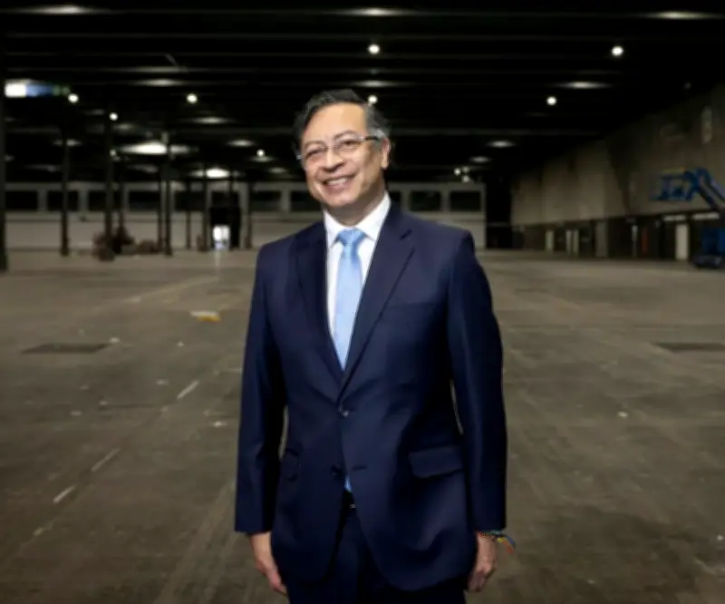 Petro denuncia fraude electoral histórico en Colombia y defiende su gestión en entrevista con El País España