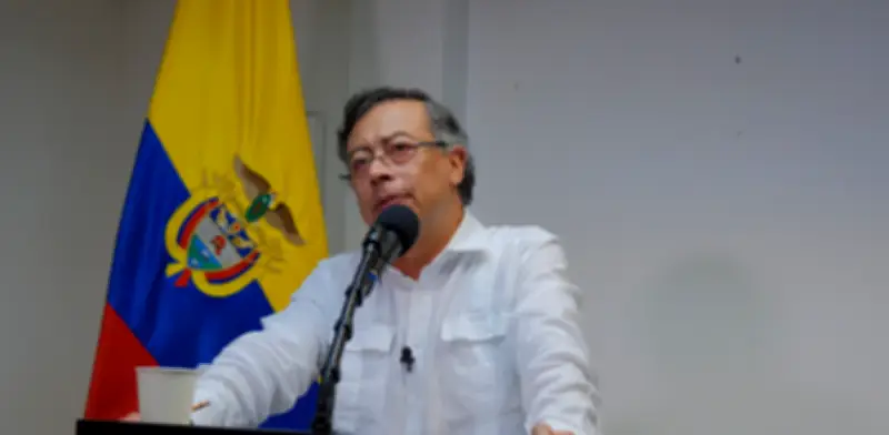 Petro descarta injerencia de EE. UU. en Ecopetrol y critica salida temporal de Ricardo Roa