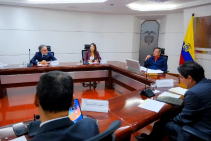 Petro dice que no hay caos de seguridad pese a tensión en suroccidente