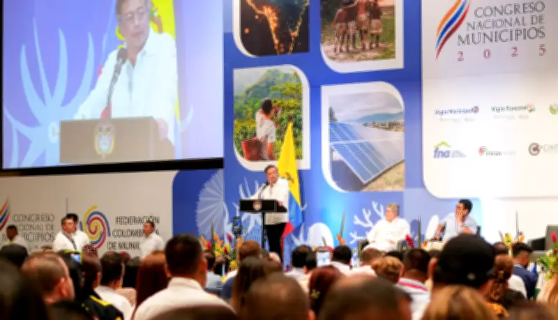 Petro enfrenta a gobernadores y alcaldes: ¿Puede destituirlos por bloqueos?