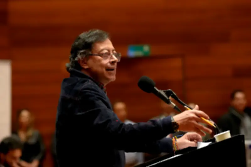 Petro responde con furia a críticas sobre crecimiento económico de su gobierno