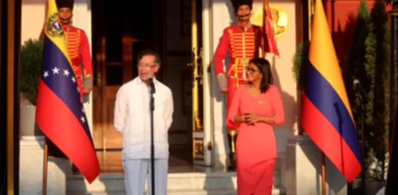 Petro y Delcy acuerdan cooperación militar en frontera sin mencionar presos colombianos