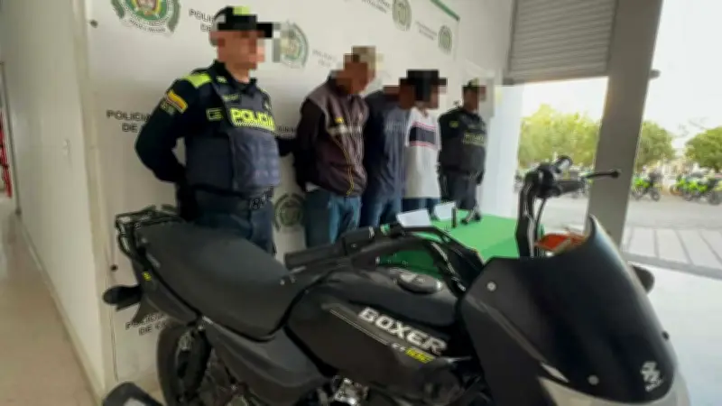 Policía captura a tres presuntos ladrones en Cartagena tras hurto de cadena de oro y iPhone