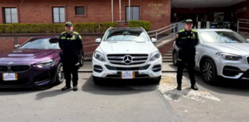 Policía recupera cuatro vehículos de lujo hurtados de taller en Bogotá tras intensa búsqueda